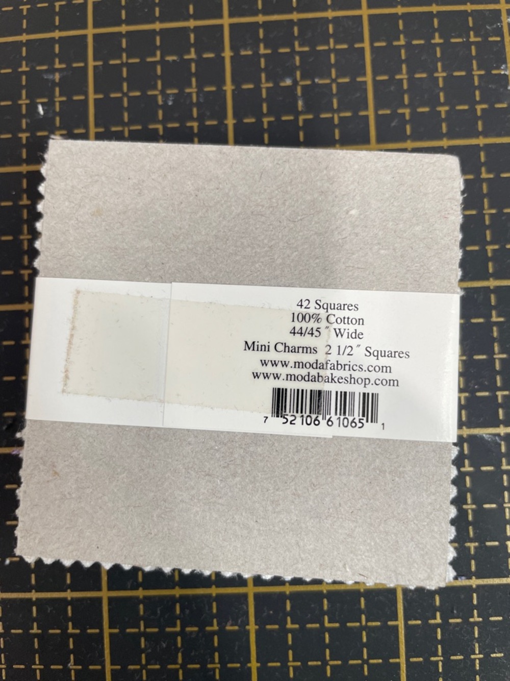 Moda Precut Mixed Bundle - Picture 7 of 9